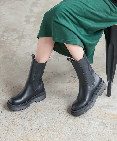 KOBE LETTUCE(コウベレタス)の「タンクソールサイドゴアミドルチェルシーブーツ(ブーツ・レディース・ブラック/ブラウン/アイボリー・LL/S/L/M)」の2枚目の写真