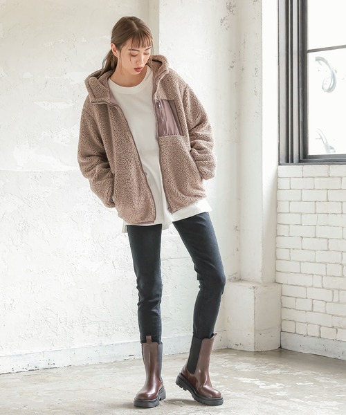 KOBE LETTUCE(コウベレタス)の「タンクソールサイドゴアミドルチェルシーブーツ(ブーツ・レディース・ブラック/ブラウン/アイボリー・LL/S/L/M)」の10枚目の写真