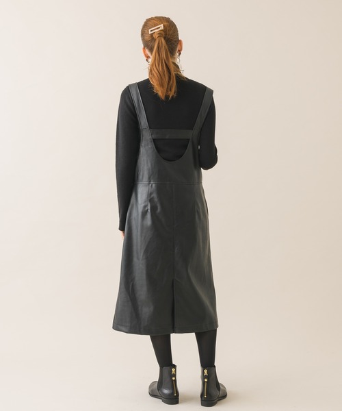 DOLLUPOOPS（ドールアップウップス）の「DOLL UP OOPS　フェイクレザージャンバースカート（ジャンパースカート・レディース・ブラック・FREE）」の5枚目の写真