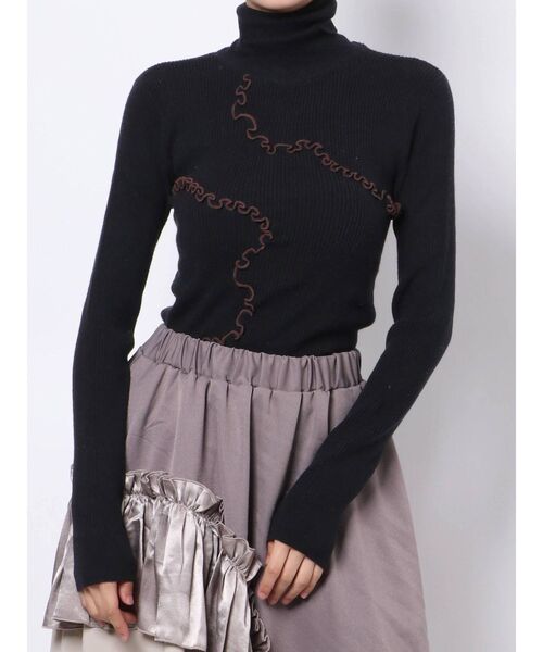 merry jenny（メリージェニー）の「flowerメロウタートルニット（ニット/セーター・レディース・ブラック/イエロー/アイボリー・FREE）」の14枚目の写真