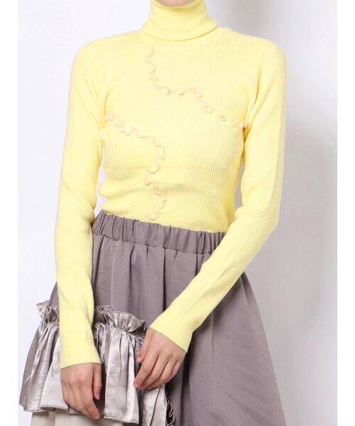 merry jenny（メリージェニー）の「flowerメロウタートルニット（ニット/セーター・レディース・ブラック/イエロー/アイボリー・FREE）」の15枚目の写真