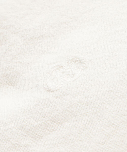 BEAMS LIGHTS（ビームスライツ）の「BEAMS LIGHTS / オックスフォード エンブロイダリー ボタンダウンシャツ（シャツ/ブラウス・メンズ・オフホワイト/ネイビー・SMALL/LARGE/MEDIUM）」の8枚目の写真