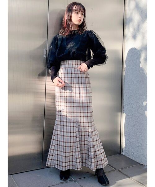 dazzlin（ダズリン）の「ハイウエストチェックマーメイドスカート（スカート・レディース・ブラック/パープル/グレー・SMALL/MEDIUM）」の10枚目の写真