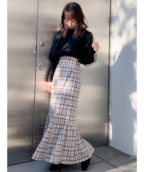 dazzlin（ダズリン）の「ハイウエストチェックマーメイドスカート（スカート・レディース・ブラック/パープル/グレー・SMALL/MEDIUM）」の9枚目の写真