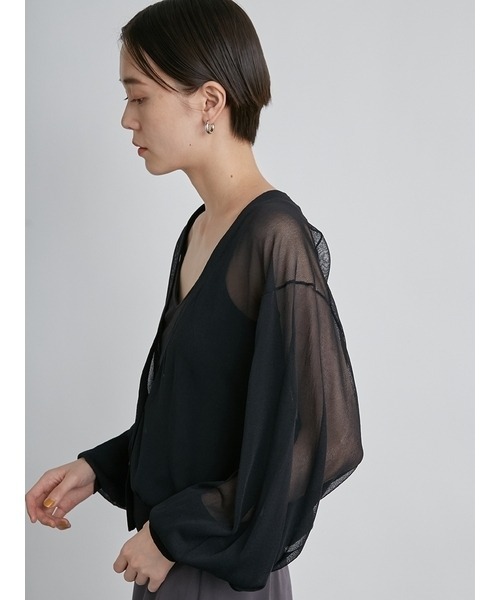 emmi(エミ)の「【emmi atelier】袖ボリュームシアーカーデ(カーディガン/ボレロ・レディース・ホワイト/ライトブルー/ブラック・FREE)」の10枚目の写真