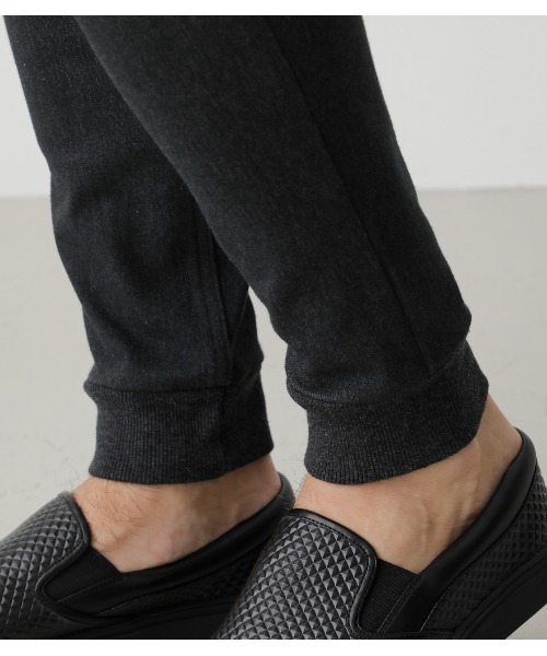 AZUL by moussy（アズールバイマウジー）の「EASY ACTION SLIM JOGGER/イージーアクションスリムジョガー（その他パンツ・メンズ・チャコールグレー/杢グレー/ブラック・LARGE/X-LARGE/X-SMALL/MEDIUM/SMALL）」の12枚目の写真