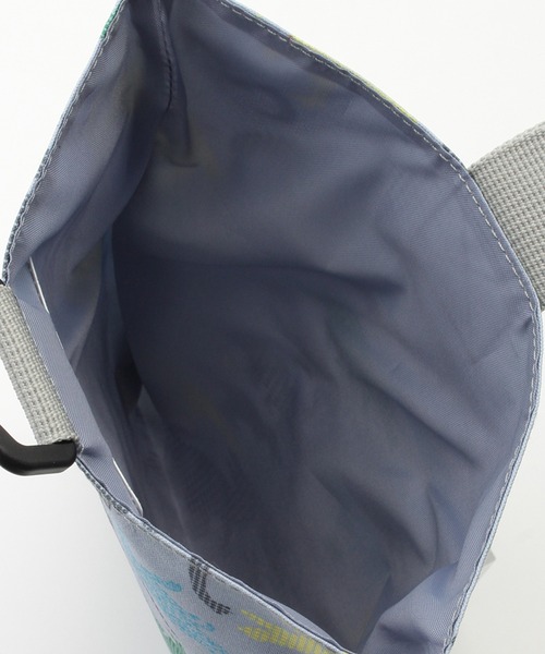 HAKKA KIDS（ハッカキッズ）の「デジタルダイナソープリントシューズケース（ハンドバッグ・キッズ・グレー/ブルー・FREE）」の3枚目の写真