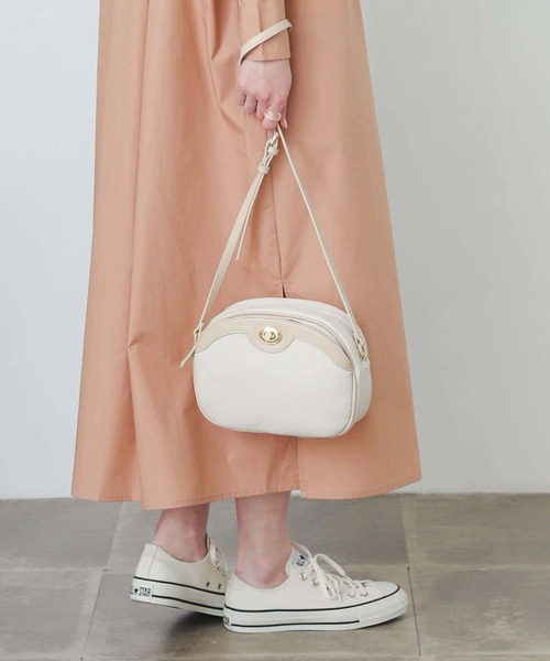 SENSE OF PLACE by URBAN RESEARCH(センスオブプレイスバイアーバンリサーチ)の「ヴィンテージライクシボショルダーバッグ(ショルダーバッグ・レディース・ブラック/グリーン/アイボリー/ベージュ系その他・ONE)」の2枚目の写真