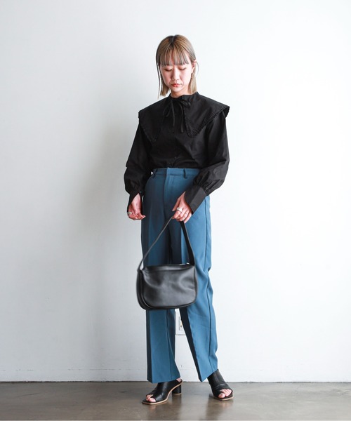 feepur(フェピュール)の「ビッグカラーラウンドカフスブラウス(シャツ/ブラウス・レディース・ブラック/オフホワイト/アイボリー・MEDIUM)」の15枚目の写真