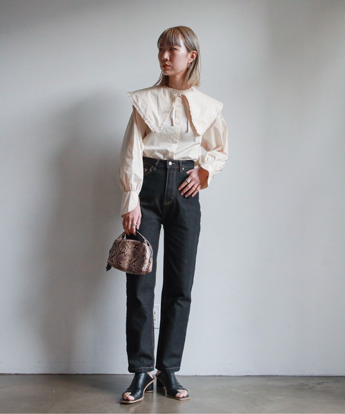 feepur(フェピュール)の「ビッグカラーラウンドカフスブラウス(シャツ/ブラウス・レディース・ブラック/オフホワイト/アイボリー・MEDIUM)」の11枚目の写真