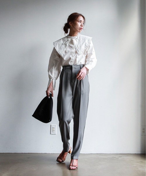 feepur(フェピュール)の「ビッグカラーラウンドカフスブラウス(シャツ/ブラウス・レディース・ブラック/オフホワイト/アイボリー・MEDIUM)」の22枚目の写真