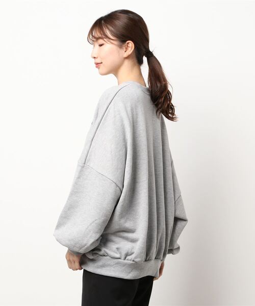 STYLEBLOCK（スタイルブロック）の「裏毛ロゴ刺繍オーバーサイズプルオーバー（スウェット・レディース・ホワイト系その他/ネイビー/グリーン/グレー・M）」の5枚目の写真