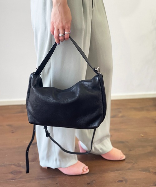 Beau're（ヴュレ）の「BEAURE ヴュレ カウレザー ワンハンドル 2WAY ショルダーバッグ（ショルダーバッグ・レディース・イエロー/ブラック/ベージュ/ブルー系その他/グリーン・FREE）」の19枚目の写真