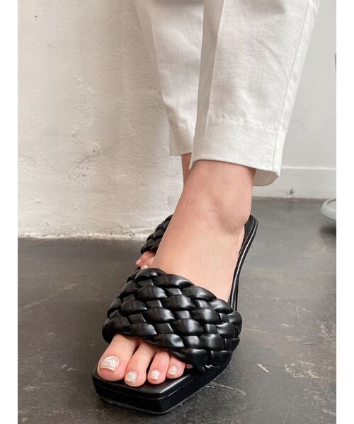 GYDA（ジェイダ）の「スクエアメッシュミュール（サンダル・レディース・ブラック/オフホワイト・SMALL/MEDIUM/LARGE）」の9枚目の写真