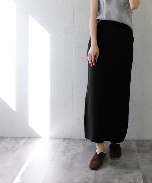 Per sist ence（パーシエンス）の「Per sist ence/パーシエンス　ポリエステル12Ｇ総針ニット ２WAYタイトスカート（スカート・レディース・ブラック/レッド/グリーン/グレイッシュベージュ/ブルー/キャメル/オフホワイト/アイボリー/グレー・FREE）」の4枚目の写真