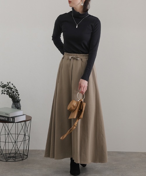 ElegChic(エレグシック)の「コットンハイネックカットソー 長袖(Tシャツ/カットソー・レディース・チャコールグレー/ブラック/オフホワイト/グレイッシュベージュ・M/XL/4L/L/3L)」の15枚目の写真