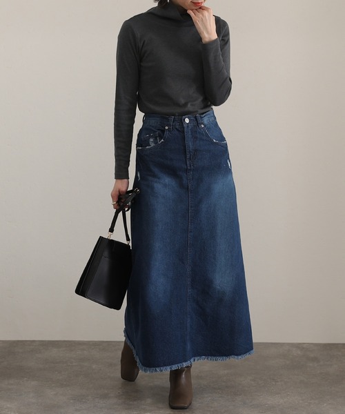 ElegChic(エレグシック)の「コットンハイネックカットソー 長袖(Tシャツ/カットソー・レディース・チャコールグレー/ブラック/オフホワイト/グレイッシュベージュ・M/XL/4L/L/3L)」の16枚目の写真