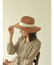 Betty tape HAT