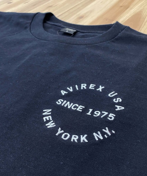 AVIREX（アヴィレックス）の「VARSITY LOGO T-SHIRT 2.0（Tシャツ/カットソー・メンズ・ネイビー/ブラック/ホワイト/ダークグリーン・M/XXL/XL/L）」の20枚目の写真