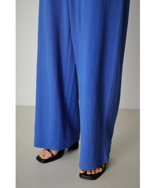AZUL by moussy（アズールバイマウジー）の「ARCTIC FEEL RELAX WIDE COLOR PANTS/アークティックフィールリラックスワイドカラーパンツ（その他パンツ・レディース・ブルー/レッド/グリーン・SMALL/MEDIUM）」の21枚目の写真