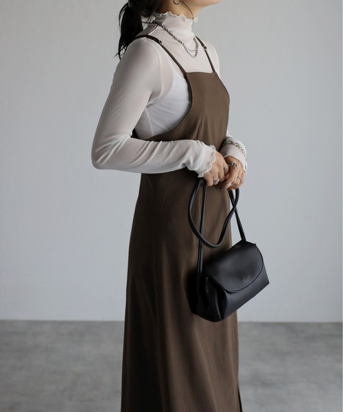 sakishimatokyo（サキシマトーキョー）の「スリットキャミOP（ワンピース・レディース・ブラック/ブラウン/アイボリー・M/L）」の6枚目の写真