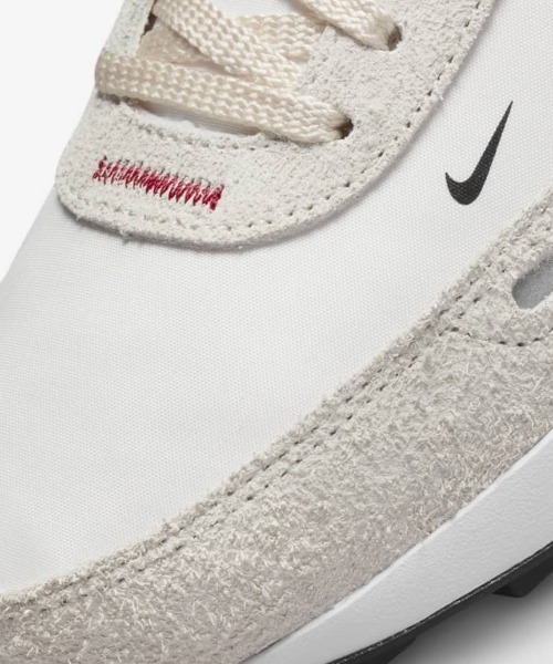 NIKE(ナイキ)の「【NIKE】W NIKE WAFFLE ONE SE(スニーカー・レディース・ホワイト・23.5cm/24cm/23cm/24.5cm/22.5cm/25cm)」の6枚目の写真