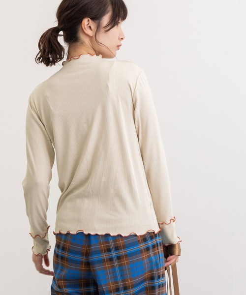 POU DOU DOU（プードゥドゥ）の「トタンテレコメロートップス（Tシャツ/カットソー・レディース・ブラック/グリーン/アイボリー/モカ・3）」の15枚目の写真