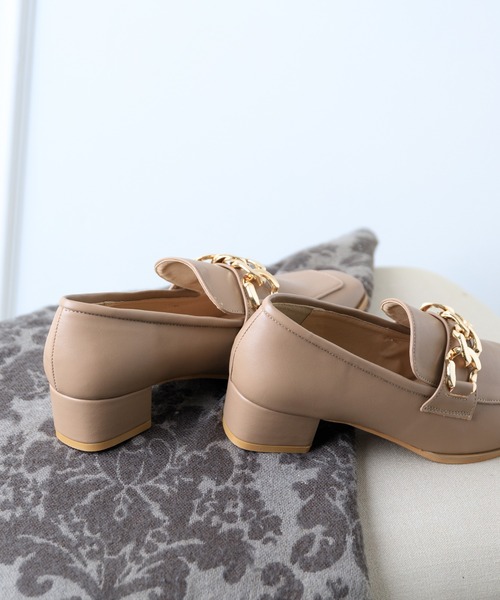 Noubel Voug Relax（ヌーベルヴォーグリラックス）の「チャンキーヒールチェーンローファーパンプス（パンプス・レディース・ブラック/ダークブラウン/ベージュ/アイボリー・S/M/L/LL）」の22枚目の写真