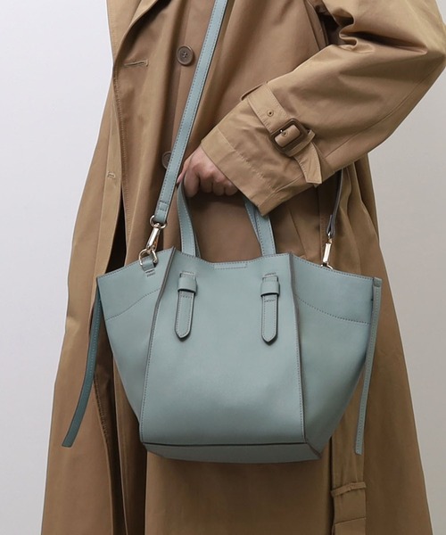 COOCO(クーコ)の「フェイクレザー差し込みハンドル2WAYトートバッグ(トートバッグ・レディース・ブラック/シルバー/グリーン/グレー系その他/レオパード/テラコッタ/アイボリー/ピンク/サックスブルー・9)」の7枚目の写真