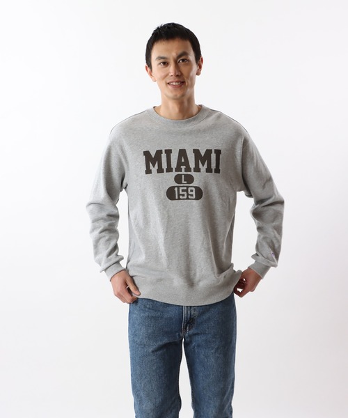 Champion(チャンピオン)の「【Champion/チャンピオン】メンズ ベーシック クルーネックスウェットシャツ(スウェット・メンズ・ホワイト/ダークグリーン/ブラック/グレー/ネイビー・MEDIUM/LARGE/X-LARGE/SMALL)」の1枚目の写真