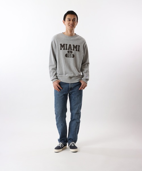Champion(チャンピオン)の「【Champion/チャンピオン】メンズ ベーシック クルーネックスウェットシャツ(スウェット・メンズ・ホワイト/ダークグリーン/ブラック/グレー/ネイビー・MEDIUM/LARGE/X-LARGE/SMALL)」の14枚目の写真