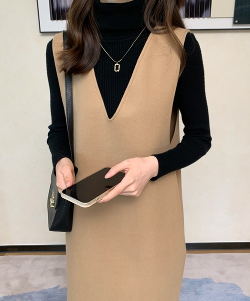 ABITOKYO(アビトーキョー)の「メルトンサイドスリットVネックジャンパースカート(ジャンパースカート・レディース・カーキ/ブラウン/アイボリー/ベージュ/ブラック・FREE)」の15枚目の写真