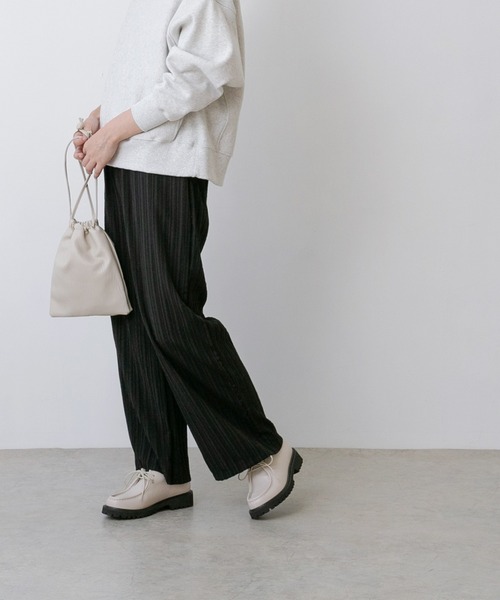 mooimooi(モーイモーイ)の「チロリアンシューズ(モカシン/デッキシューズ・レディース・ブラック/ベージュ/ナチュラル・LL/3L/S/M/L/XS)」の13枚目の写真