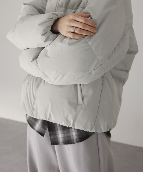 EMMA CLOTHES(エマクローズ)の「ボリュームスタンドパディングジャケット(ダウンジャケット/コート・メンズ・チャコール/ブラック/アッシュブラウン/アイボリー/ブラウン系/ライトグレー/ダークブラウン/ブラック系・S/M/L)」の13枚目の写真