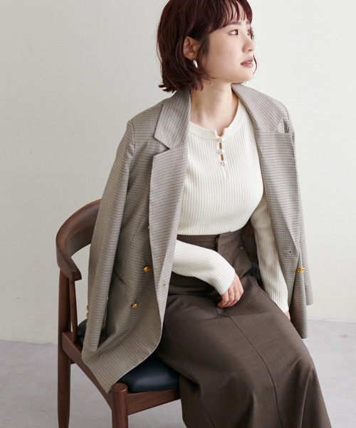 natural couture(ナチュラルクチュール)の「再販売/パール付き2WAYリブニット(ニット/セーター・レディース・チャコールグレー/オフホワイト/その他1・FREE)」の21枚目の写真