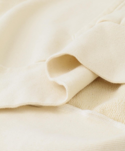 URBAN RESEARCH DOORS(アーバンリサーチドアーズ)の「melelana スタンドプルオーバー(スウェット・メンズ・ホワイト系その他/ネイビー・MEDIUM/LARGE)」の19枚目の写真