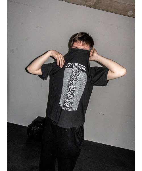 THRIFTY LOOK(スリフティールック)の「THRIFTY LOOK/スリフティールック / "JOY DIVISION(ジョイディビィジョン)"TEE ロック/ビンテージ/ユーズドライクTシャツ(Tシャツ/カットソー・メンズ・ブラック/ホワイト・X-LARGE/LARGE/MEDIUM)」の9枚目の写真
