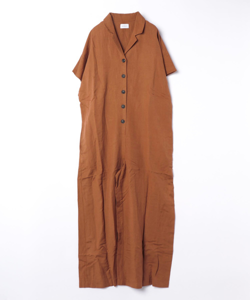ARCH & LINE（アーチアンドライン）の「リネン混 オープンカラーサロペット LINEN/RAYON OPEN COLLAR SALOPETTE（サロペット/オーバーオール・レディース・ブラック/ライトベージュ/ブラウン・2）」の4枚目の写真