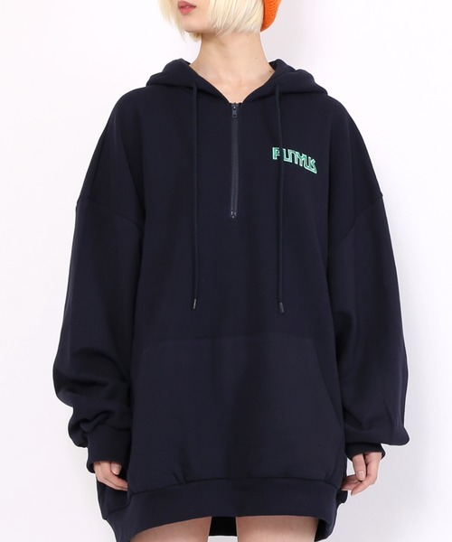 PUNYUS(プニュズ)の「ワンポイントハーフZIPパーカー(パーカー・レディース・ライム/ネイビー/杢グレー・4/3)」の3枚目の写真