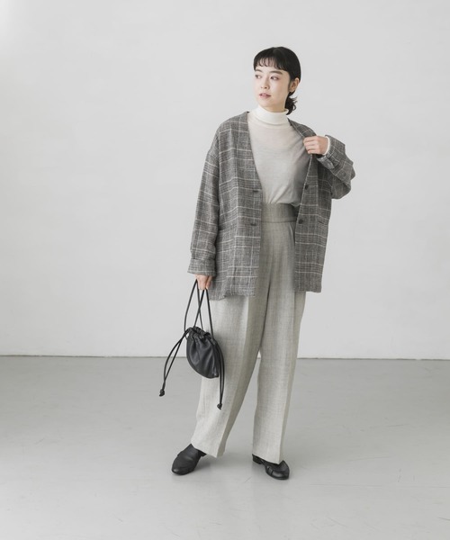 かぐれ(カグレ)の「ウールサージタックパンツ(その他パンツ かぐれ(カグレ)の「ウールサージタックパンツ(その他パンツ