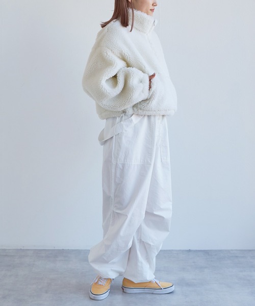 w closet（ダブルクローゼット）の「ショート丈ハーフジップボアジャケット（スウェット・レディース・オフホワイト/グリーン/オレンジ系・FREE）」の6枚目の写真