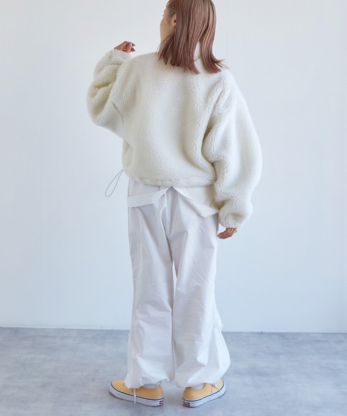 w closet（ダブルクローゼット）の「ショート丈ハーフジップボアジャケット（スウェット・レディース・オフホワイト/グリーン/オレンジ系・FREE）」の9枚目の写真