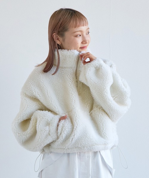 w closet（ダブルクローゼット）の「ショート丈ハーフジップボア