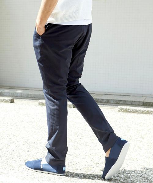 BEAUTY&YOUTH UNITED ARROWS（ビューティーアンドユースユナイテッドアローズ）の「BY ∴ ストレッチ ドビー テーパードパンツ ◆（その他パンツ・メンズ・オフホワイト/ベージュ/ネイビー・SMALL/MEDIUM/X-LARGE/LARGE）」の6枚目の写真