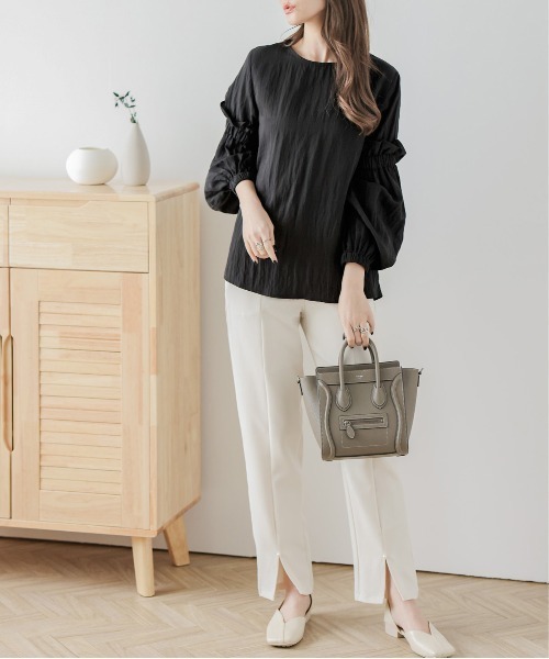 AMELY(エミリー)の「ボリューム袖ブラウス(シャツ/ブラウス・レディース・ピンク/グリーン/ホワイト/ブラック・フリー)」の10枚目の写真
