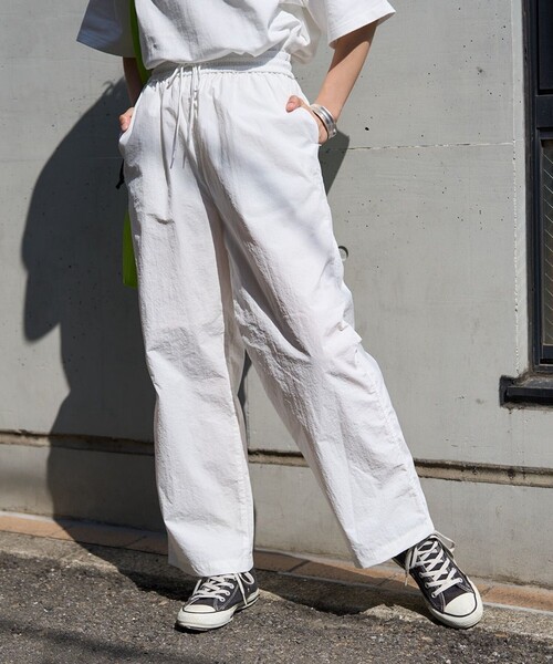 FREAK'S STORE（フリークスストア）の「ナイロンワイドイージーパンツ（その他パンツ・レディース・オフホワイト/ブラック/ベージュ/オレンジ・ﾌﾘ-）」の7枚目の写真