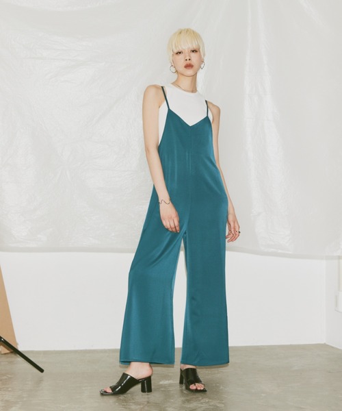 Happy John（ハッピージョン）の「matte satin salopette/マットサテンサロペット（サロペット/オーバーオール・レディース・ブルー/ブラック/カーキ・FREE）」の15枚目の写真