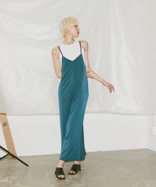 Happy John（ハッピージョン）の「matte satin salopette/マットサテンサロペット（サロペット/オーバーオール・レディース・ブルー/ブラック/カーキ・FREE）」の16枚目の写真