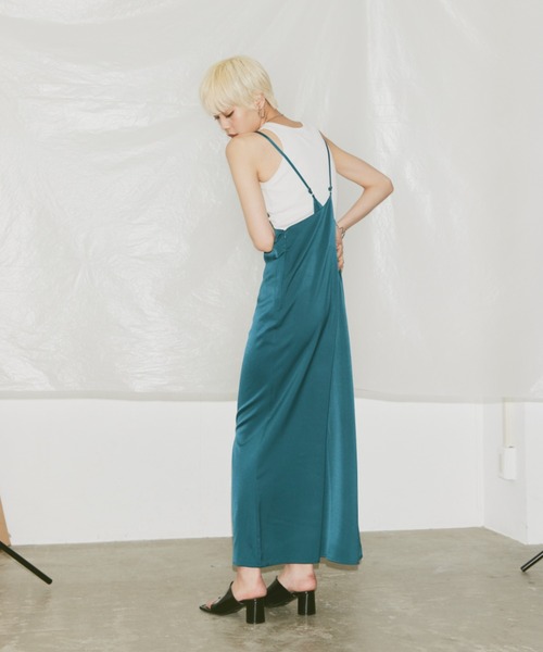 Happy John（ハッピージョン）の「matte satin salopette/マットサテンサロペット（サロペット/オーバーオール・レディース・ブルー/ブラック/カーキ・FREE）」の18枚目の写真