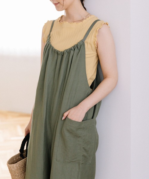 POU DOU DOU（プードゥドゥ）の「リネンレーヨンキャミソールサロペット（サロペット/オーバーオール・レディース・ブラック/カーキ/ネイビー・3）」の8枚目の写真